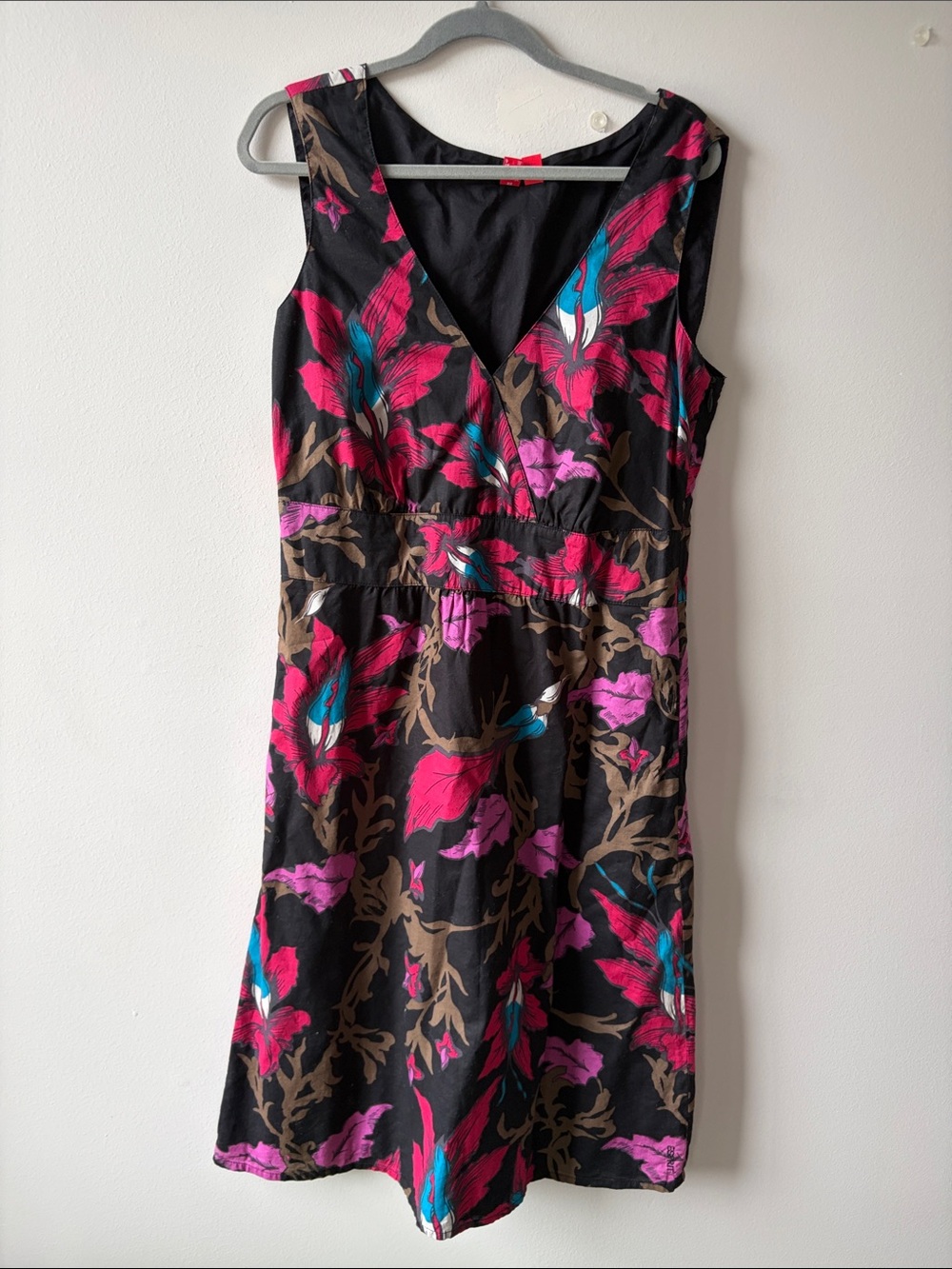 Vintage Esprit Sleeveless V-Neck Floral Dress in Black and Pink size 2